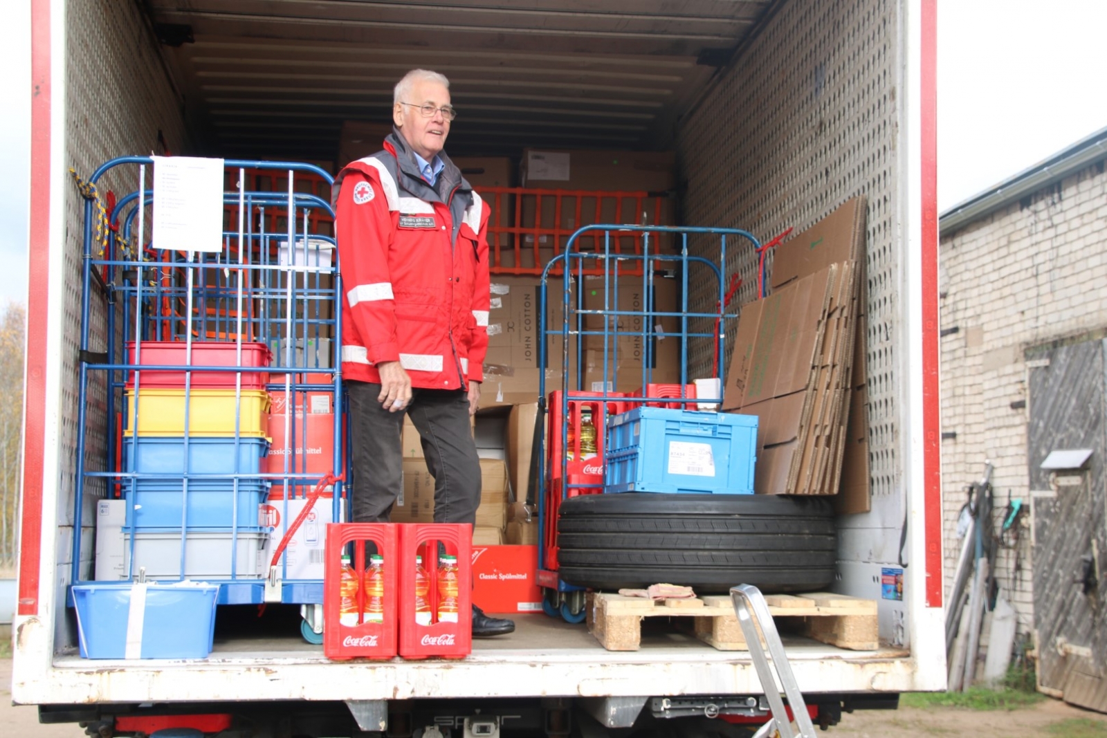 Ķīles-Dīsternbrukas Rotary klubs ziedo palīdzības kravu Mariupolei 2