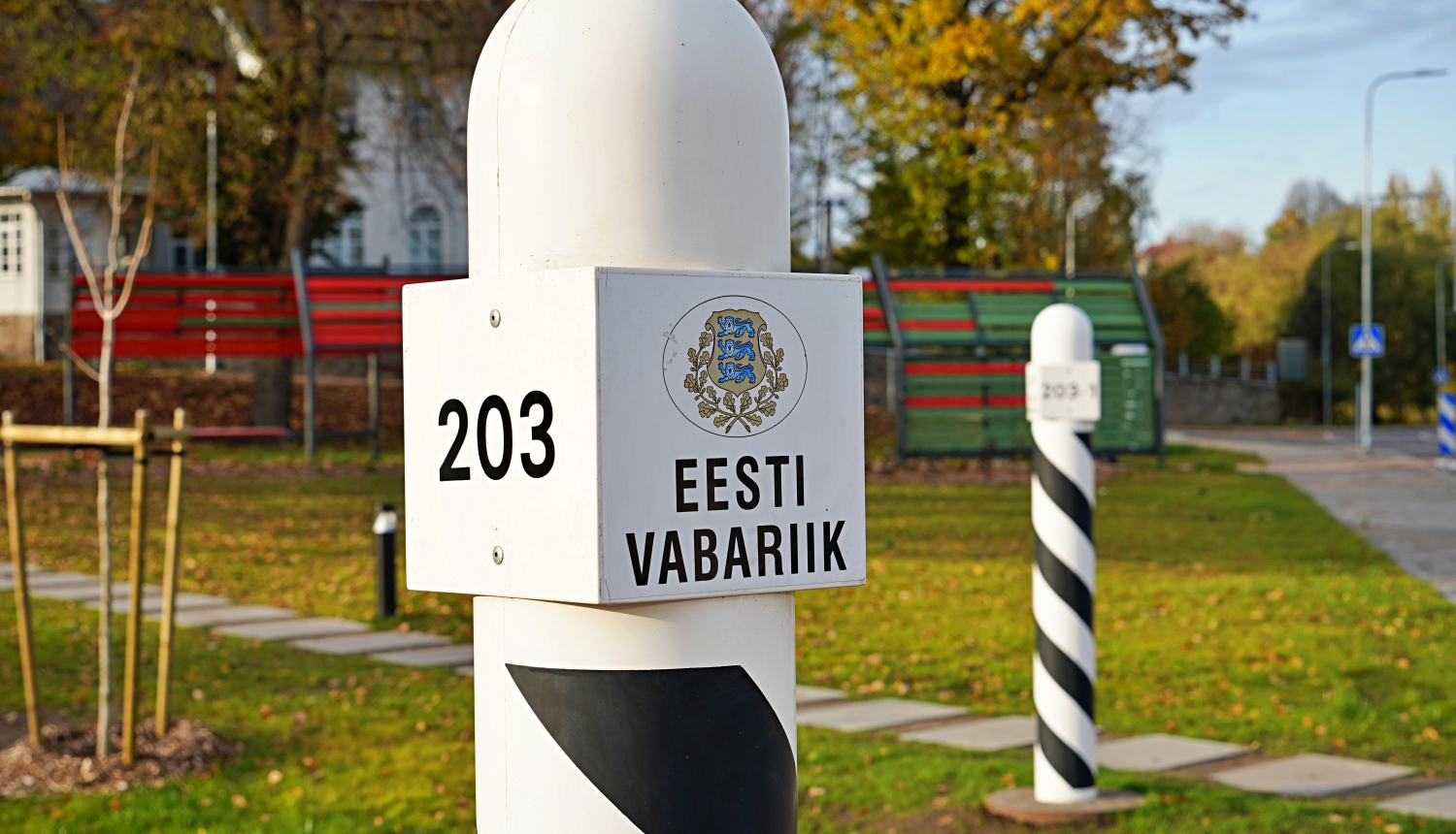 Uz Igaunijas un Latvijas robežas uz laiku ieviesta robežkontrole, lai atvieglotu Ukrainas bēgļu iekļūšanu Igaunijā