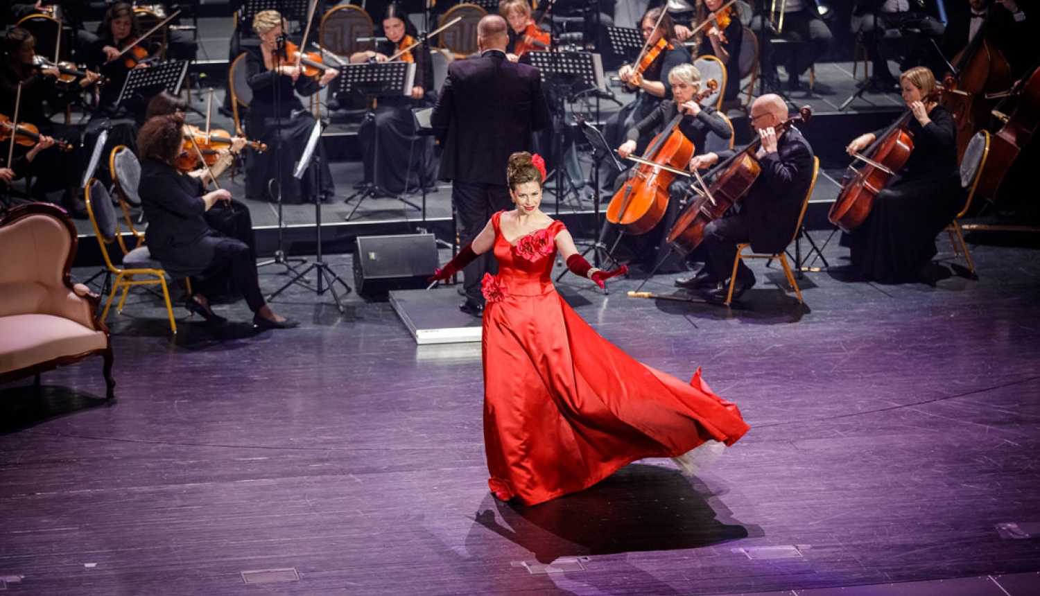 23. decembrī Valkā skanēs Operetes teātra teatralizētā koncertprogramma “Musique d'amour”